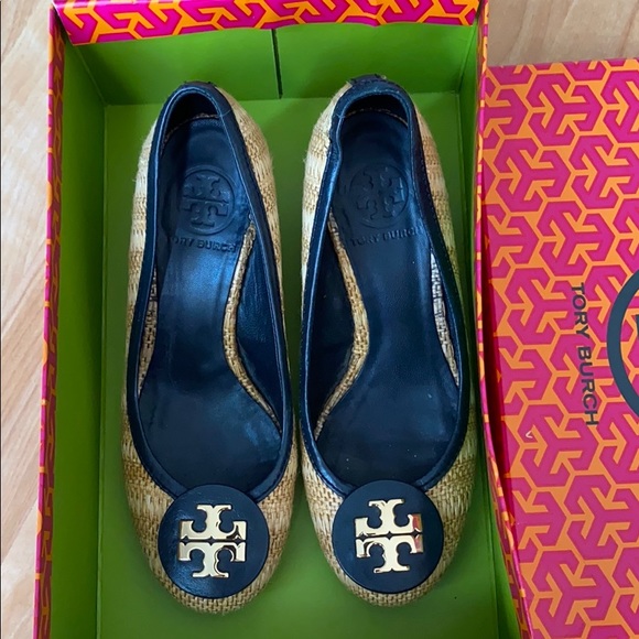 EC Tory Burch Straw Wedges Women’s size 6 - Picture 6 of 7